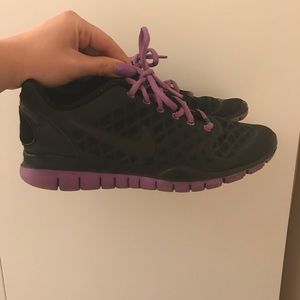 Nike Free Tri Fit Sneakers